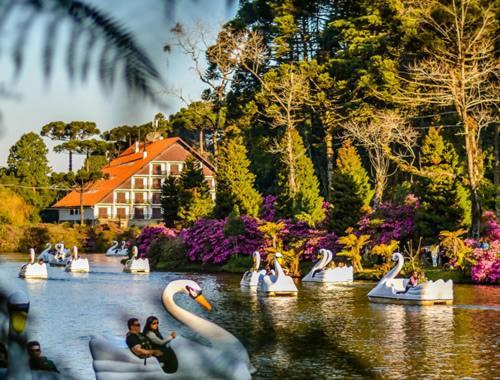 Charmosa Casa 3 Quartos Lago Negro 格拉玛多 外观 照片